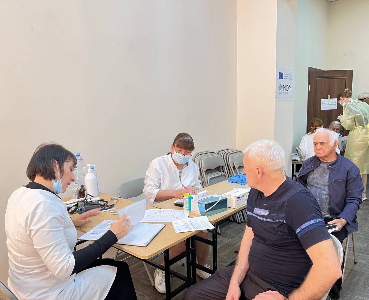 Провели медогляд переселенців у гуртожитку лікарі: Новини Харкова
